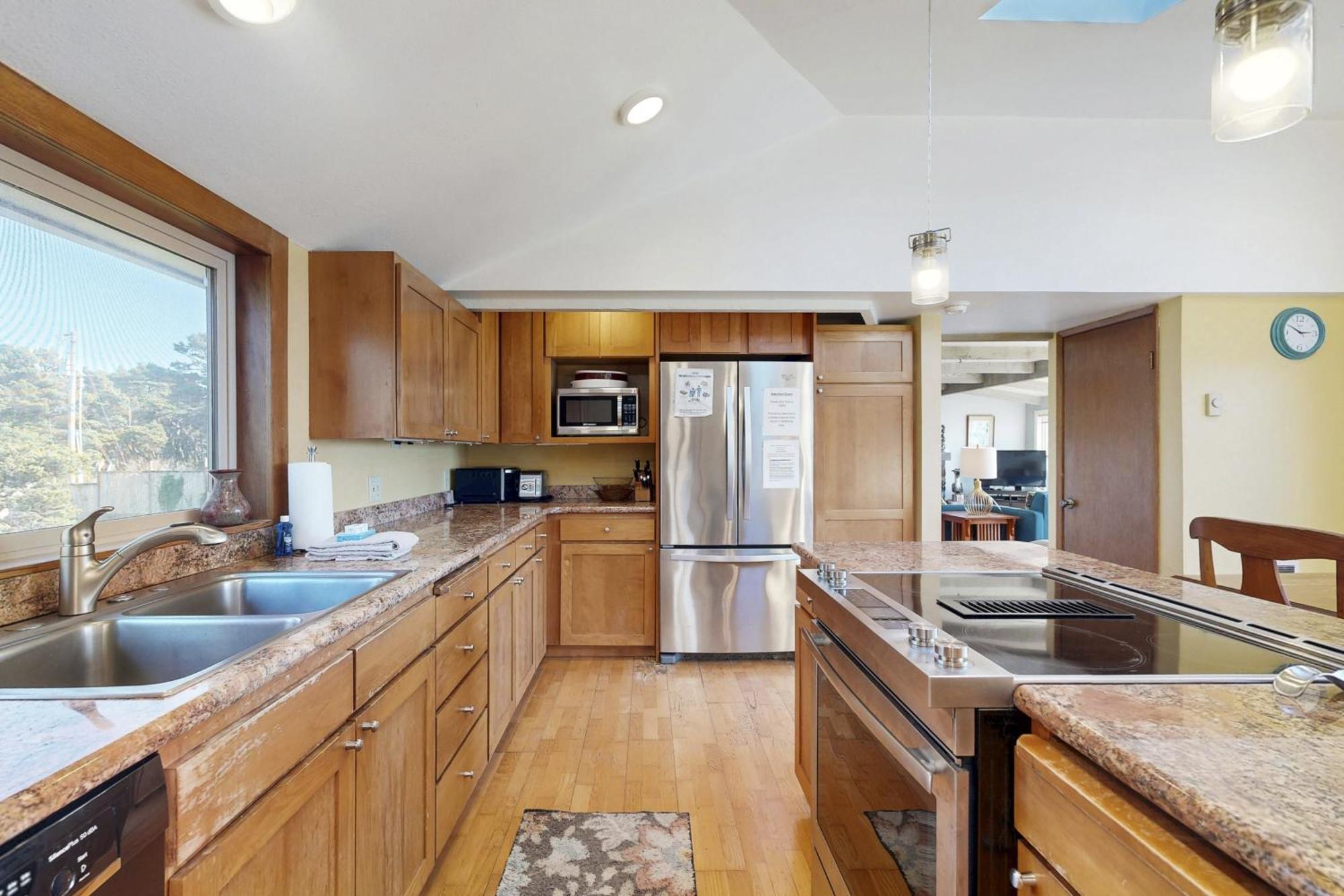 Seadrifter Oceanfront Beach House Seal Rock Bagian luar foto
